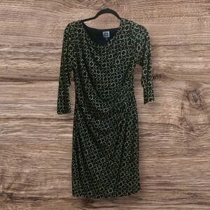 Anne  Klein black chain link dress. Size 10. 3/4 sleeve.